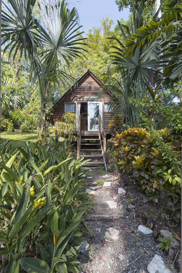 Hotel Hacienda Tijax Jungle Logde Rio Dulce Dış mekan fotoğraf